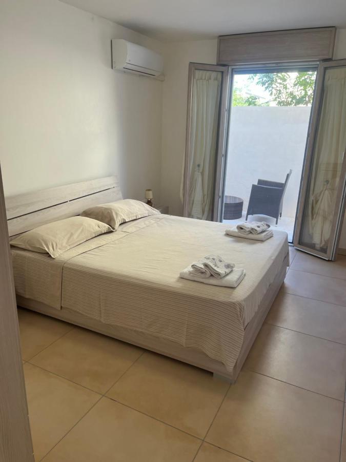 Appartamenti Torre Lapillo Buitenkant foto